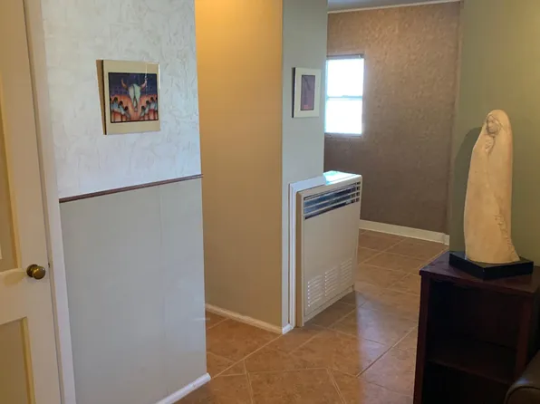 (undisclosed Address), Lamar, CO 81052