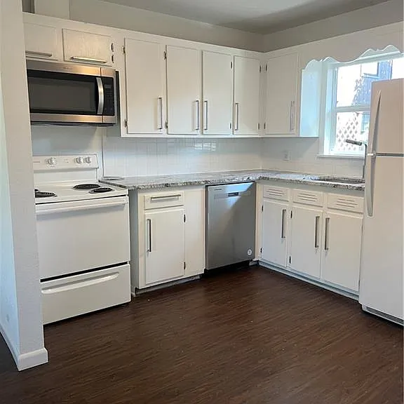 737 N 12th St #B — Photo 1