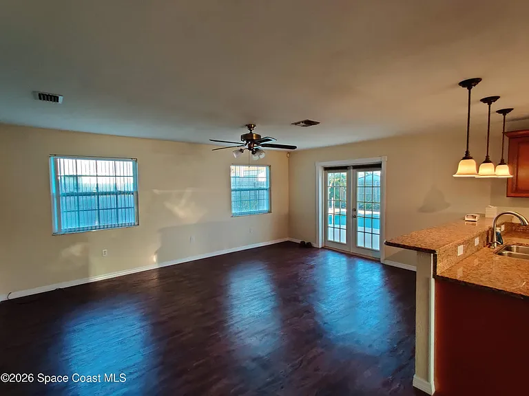 2330 Jason St — Photo 14