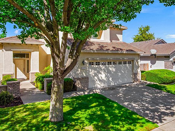 3rd image of 551 Gage Ct