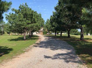 923 Dancing Rabbit Rd, Hugo, OK 74743