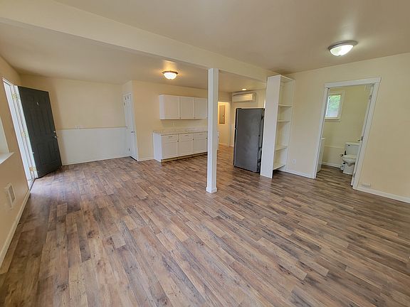 5th image of 4114 McCall Blvd W