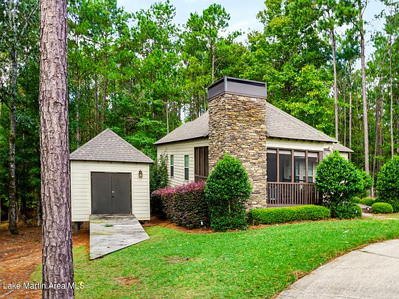 3rd image of 168 Camp Cir