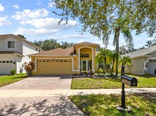 16203 Nottingham Park Way, Tampa, FL 33647