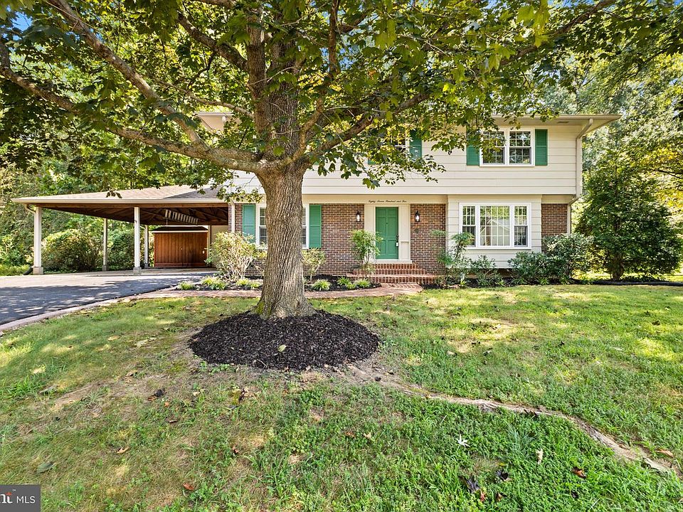 1st image of 8705 Gateshead Rd
