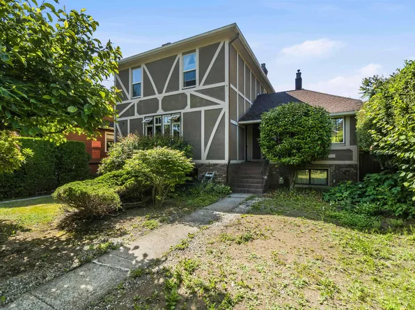205 4th Ave, New Westminster, BC V3L 1N5