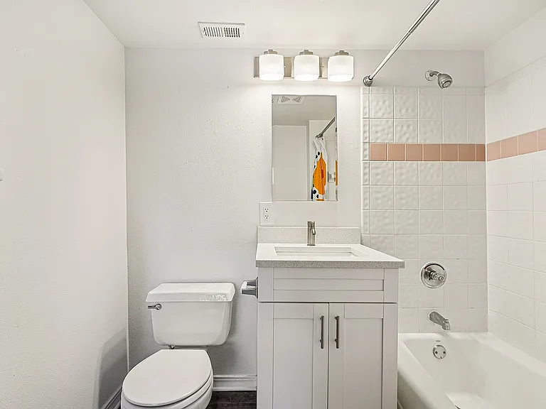 29-web-or-mls-SW 27th St-S1212-029