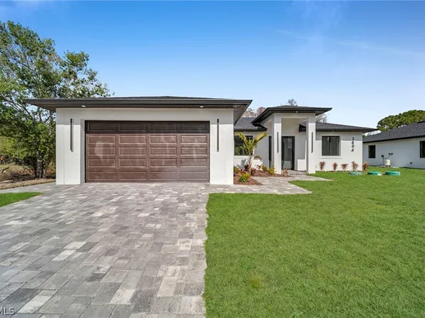 3604 58th St W, Lehigh Acres, FL 33971