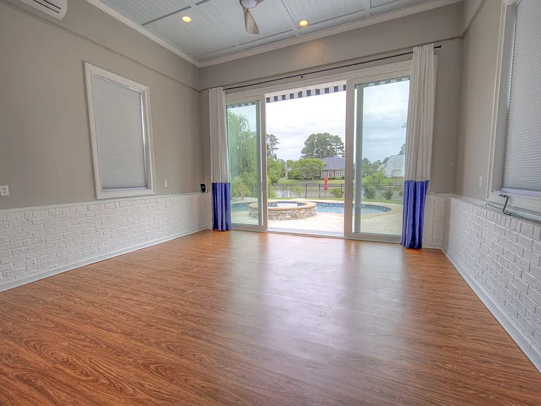 3771 Waterford Dr — Photo 14
