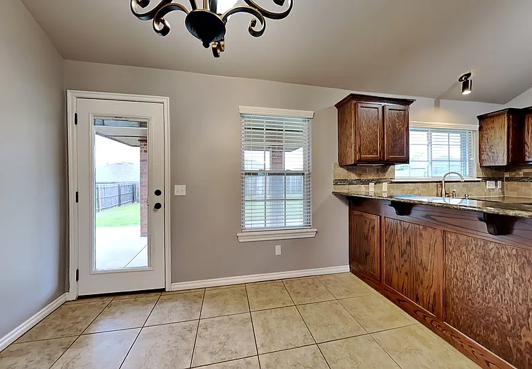 9908 Allie Hope Ln — Photo 6