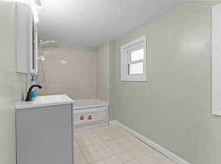 5 Chairville Rd, Medford, NJ 08055