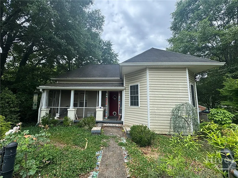 1734 E Broad St #A — Photo 1