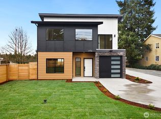 11916 4th Ave SW, Burien, WA 98168