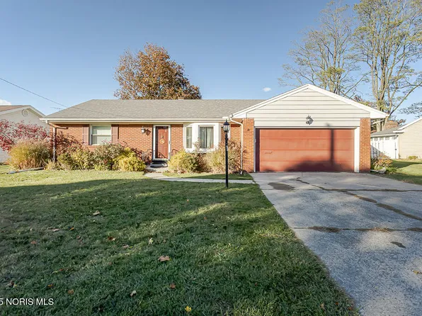 3163 Cromwell Dr, Oregon, OH 43616