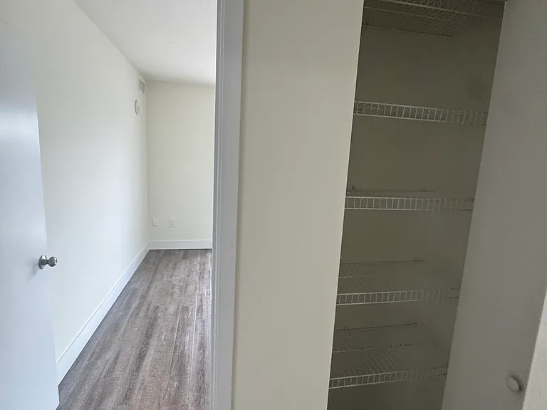 1750 NW 7th St #705 — Photo 10