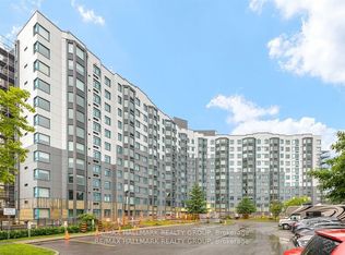 1025 Grenon Ave #902, Ottawa, ON K2B 8S5