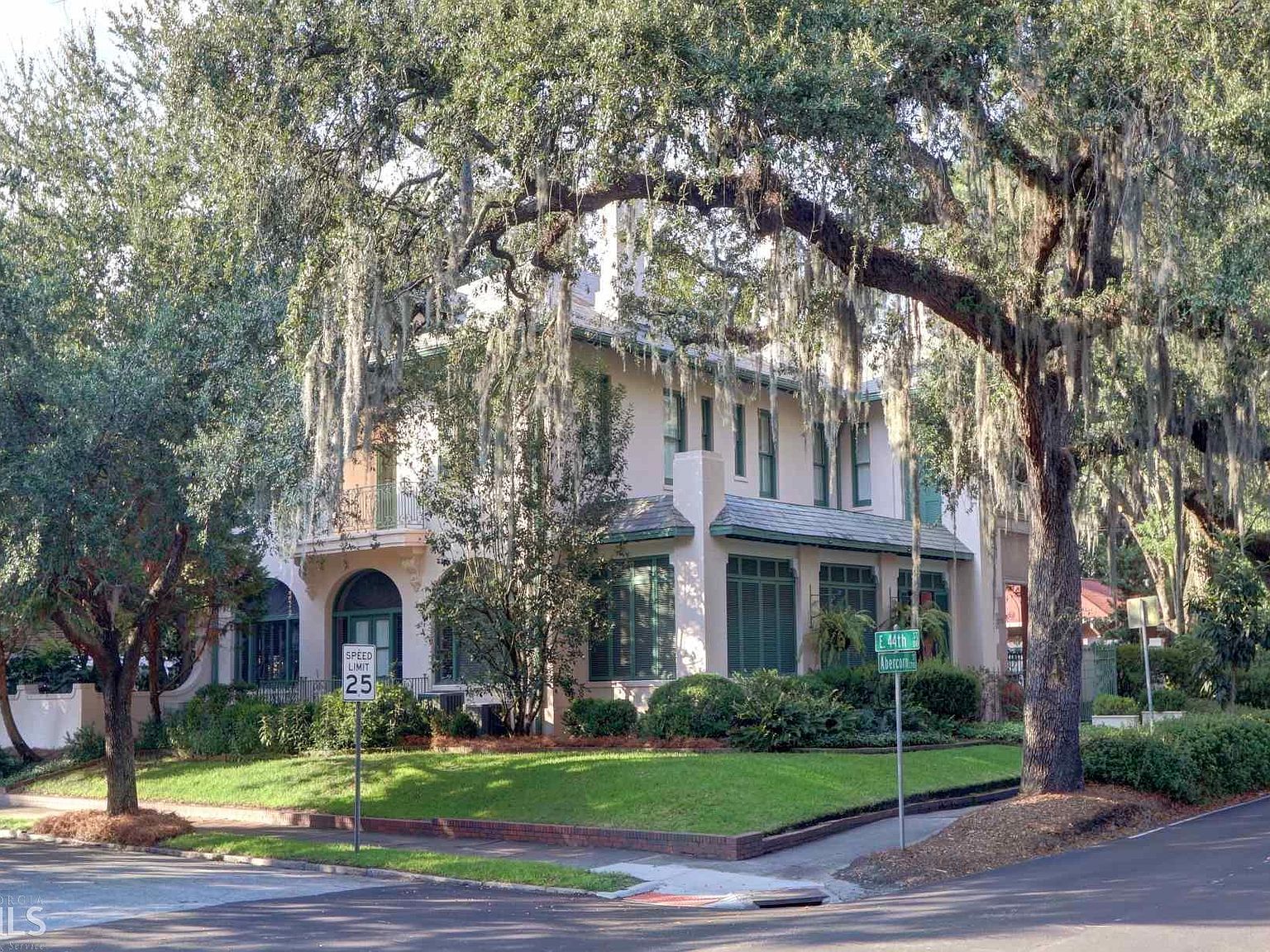 2711 Abercorn St, Savannah, GA 31405 Zillow