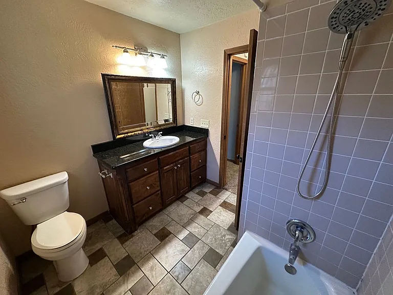 7503 Elmhurst Dr — Photo 17
