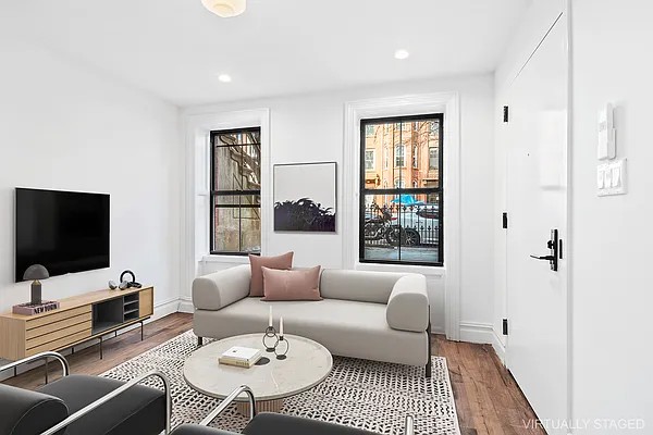 Rented by Compass | media 2