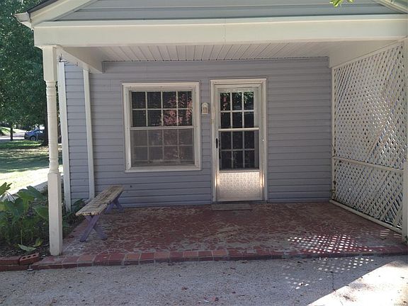 4th image of 135 W Wareingwood Dr