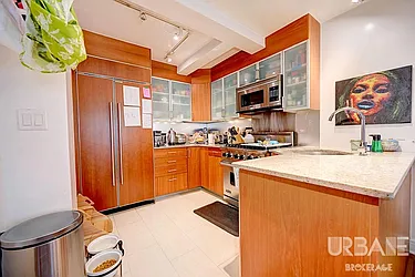 Rented by Urbane Brokerage