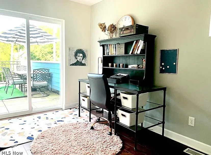 2 bed, 2.5 bath, 1608 sqft, $3,500 — Photo 4