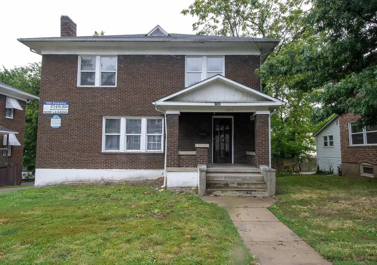 6 Bedroom Home Close to Campus! — Photo 1