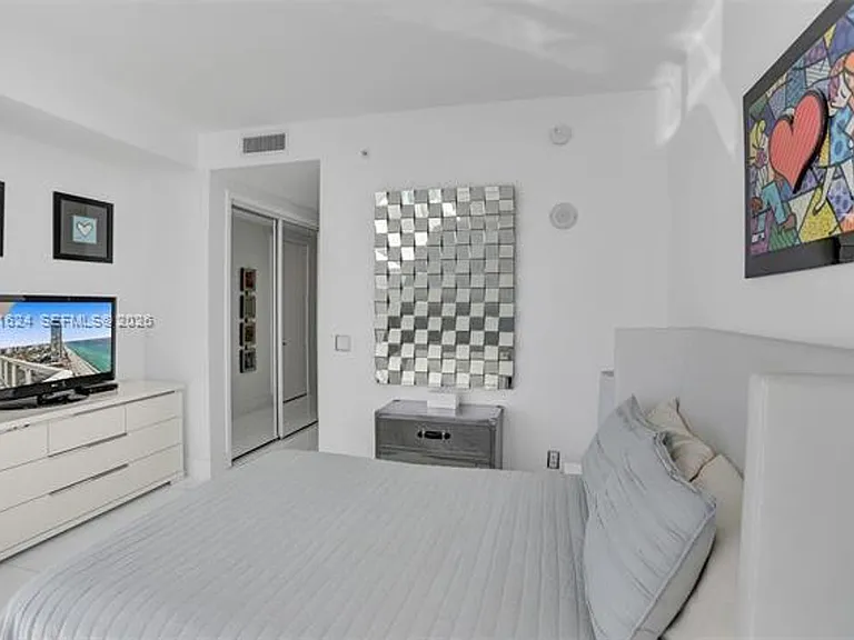 18201 Collins Ave #4108 — Photo 21