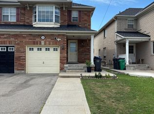 30 Parisian Rd, Brampton, ON L6P 2T2