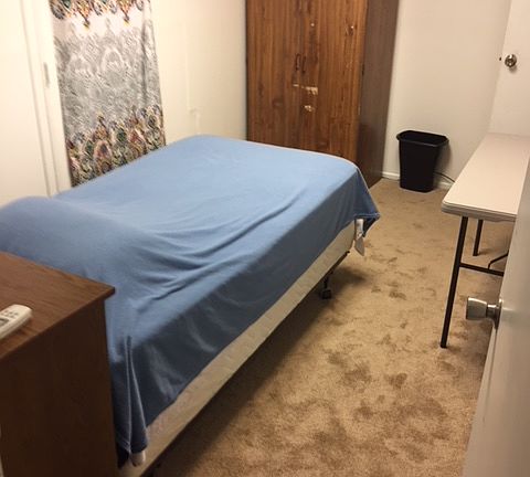 3rd image of 1713 Cedar Ave