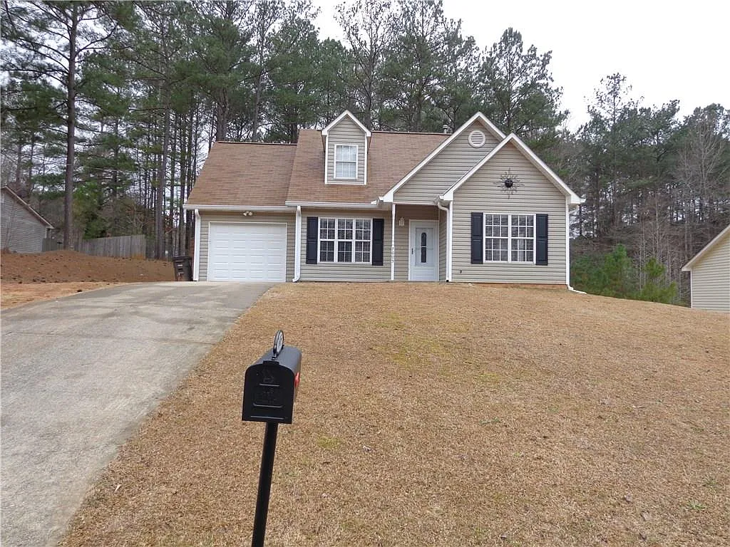 7605 Stonebush Way photo 1