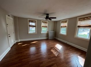 18 E Silver St APT 1, Westfield, MA 01085