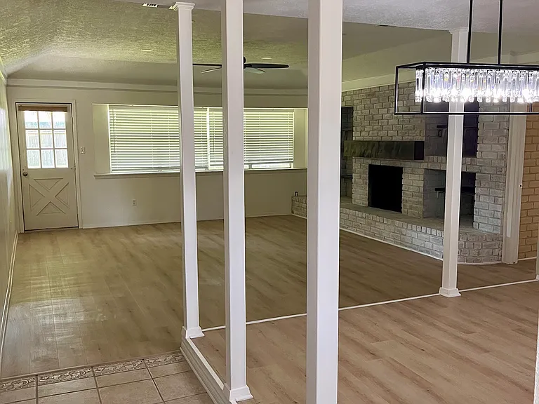 802 Voyager Dr — Photo 7