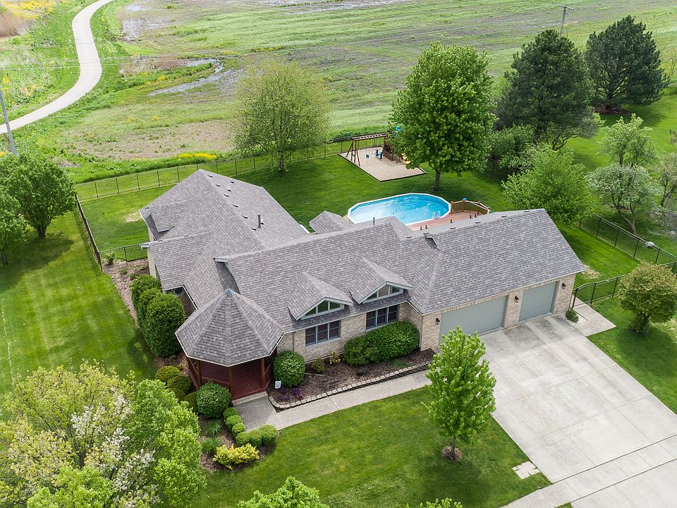 1st image of 13011 W Pin Oak Dr