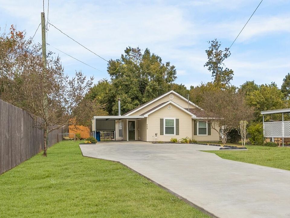 609 Buchanan St, Saint Martinville, LA 70582 | Zillow