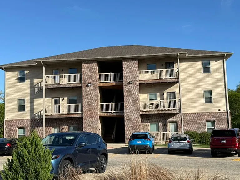 Cypress Ridge Apartments — Photo 13