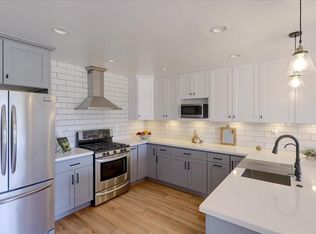 1 Pyxie Ln #120, San Carlos, CA 94070