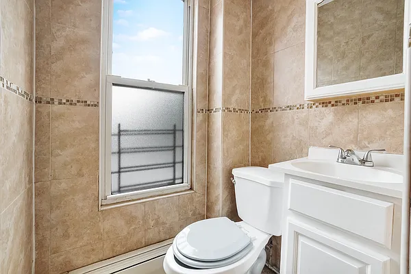 Rented by Compass | media 7