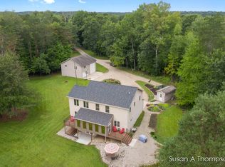 8421 Cooper Ct, Greenville, MI 48838