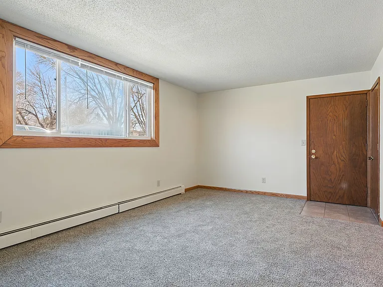 613 Park Ave — Photo 20