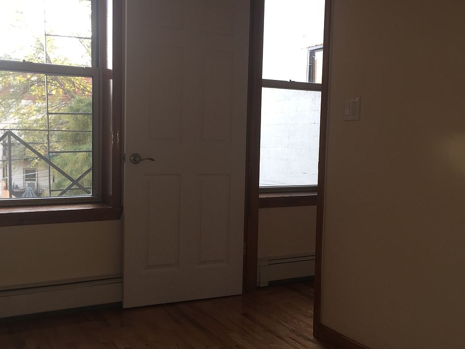 1st image of 190 W 9th Street # Fl 2nd