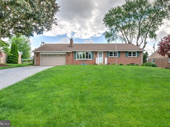 45 Homestead Dr, Lancaster, PA 17602