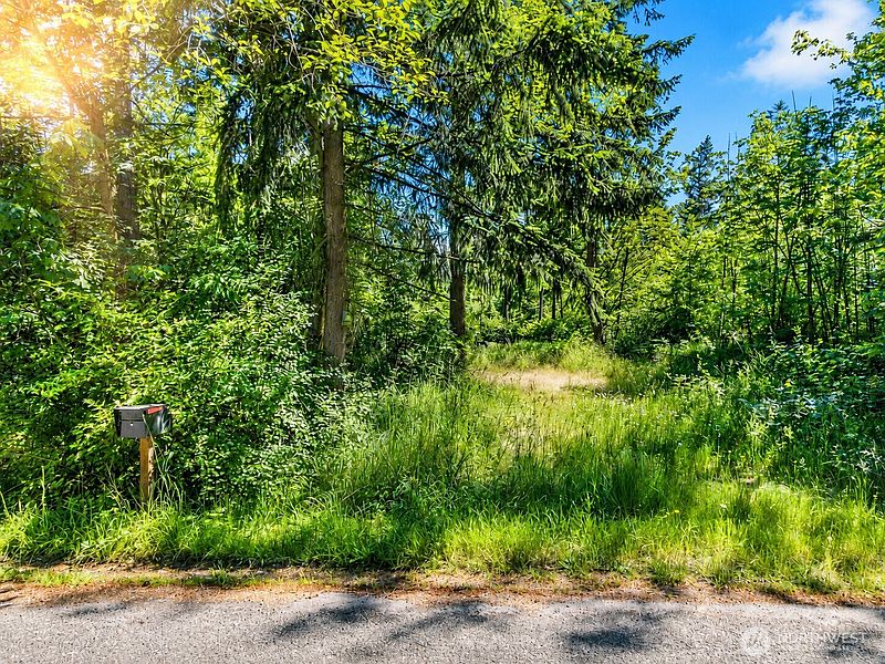 3rd image of 19509 161st Way SE