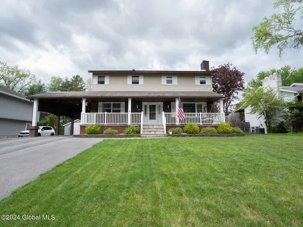 1010 Saint Lucille Dr, Schenectady, NY 12306