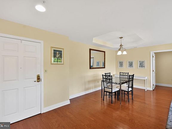 5th image of 2231 Windrow Dr
