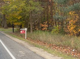 5889 Ruthie Ln, Fruitport, MI 49415