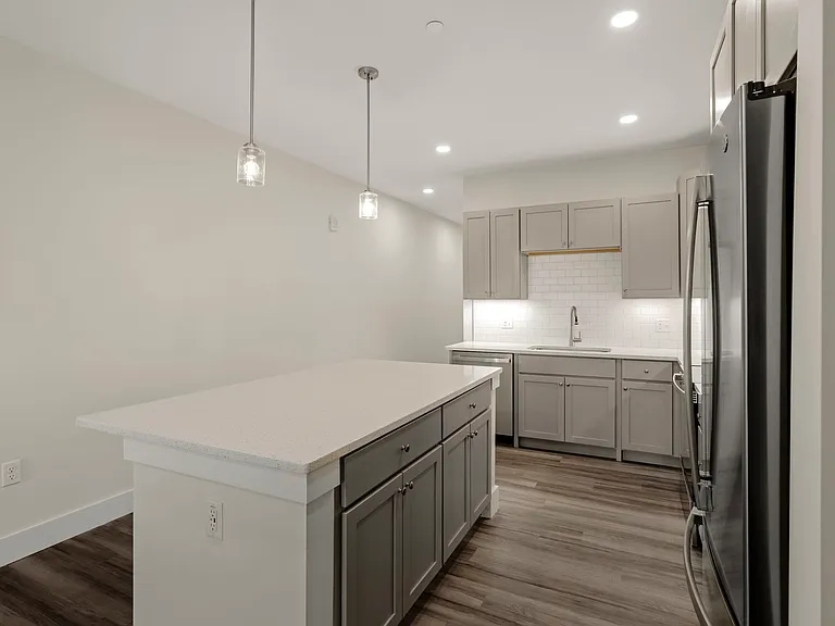 The Pointe at Overlook — Photo 88