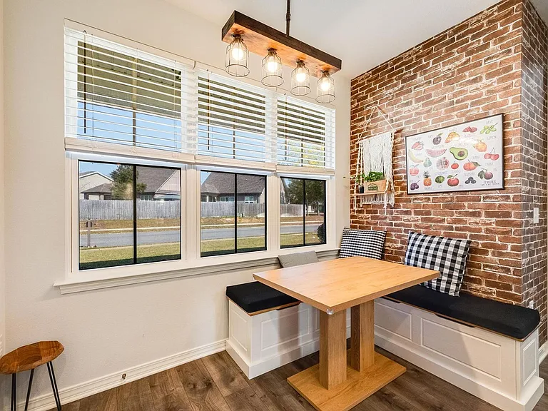130 Creve Core Dr — Photo 18