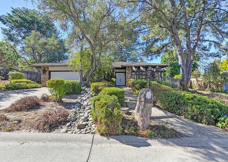 1st image of 4941 Daru Way