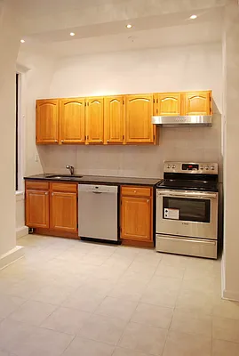 Rented by WAM Partners - William Moses Co. | media 72